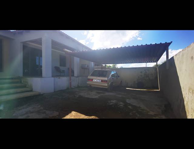 4 BEDROOM FREEHOLD FOR SALE IN HOWICK CENTRAL